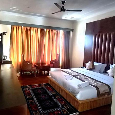 Hotel Ladakh Heaven Лех Екстериор снимка